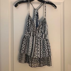 Black and white tank top S